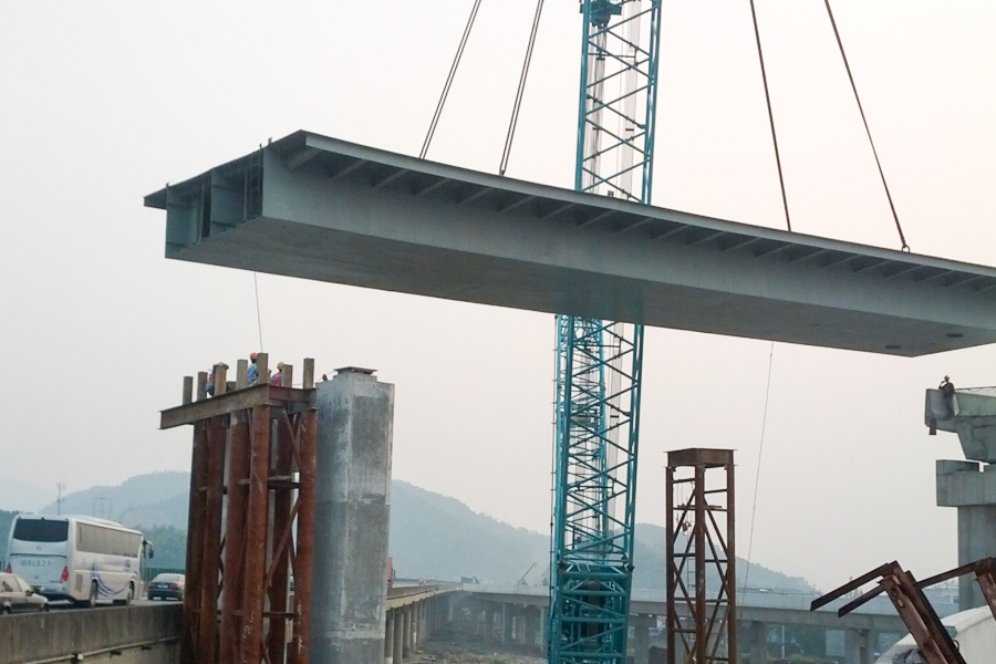 Stahlhohlkastenbrücke auf dem Schnellstraßenkreuzungsabschnitt von Chuanshan nach Haosifang, Ningbo