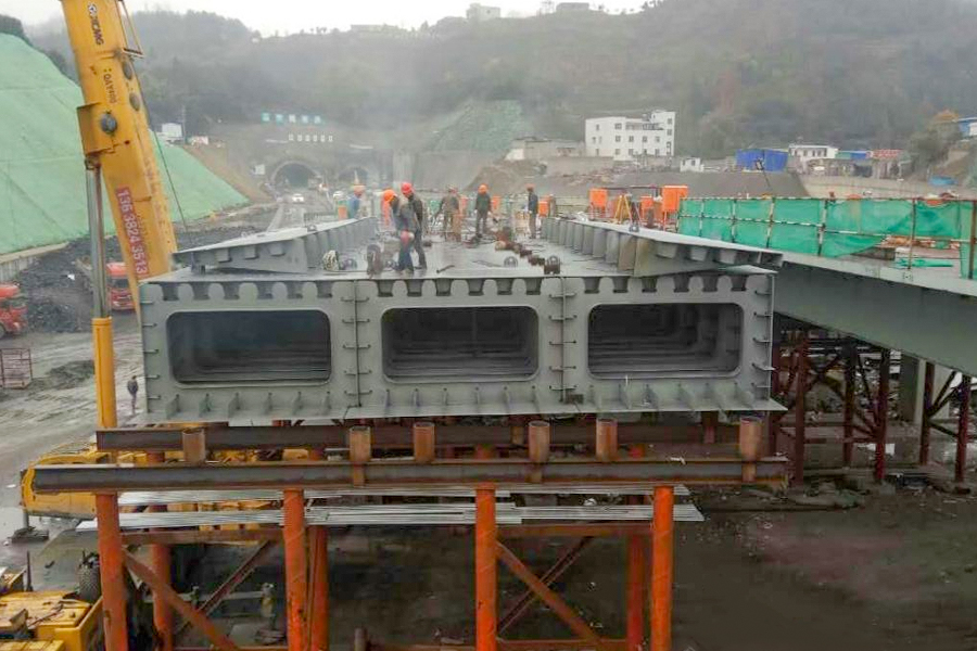 Stahlkastenträger der 8. Spannweite von Abschnitt 3, Fengxin Express Line, Stadt Zunyi, Provinz Guizhou